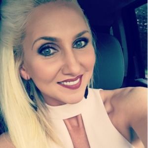 Meet your Posher, Stephanie